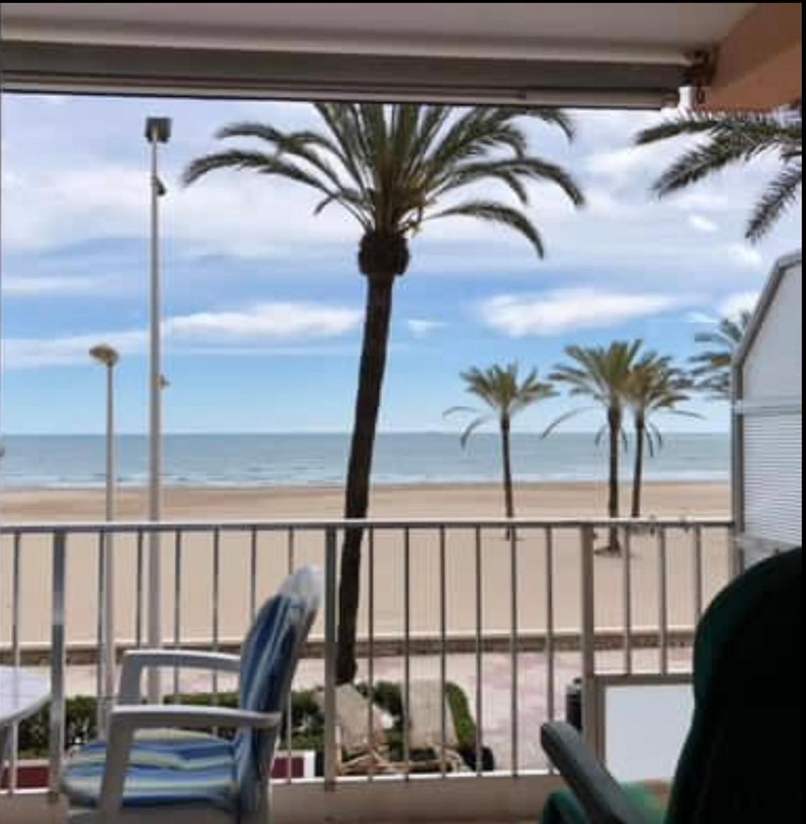 Frente Al Mar Apartment กูลเญรา ภายนอก รูปภาพ